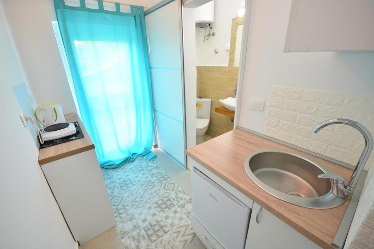 Apartman Taraca Villa Knezevic แฮร์เซ็ก-โนวี ภายนอก รูปภาพ